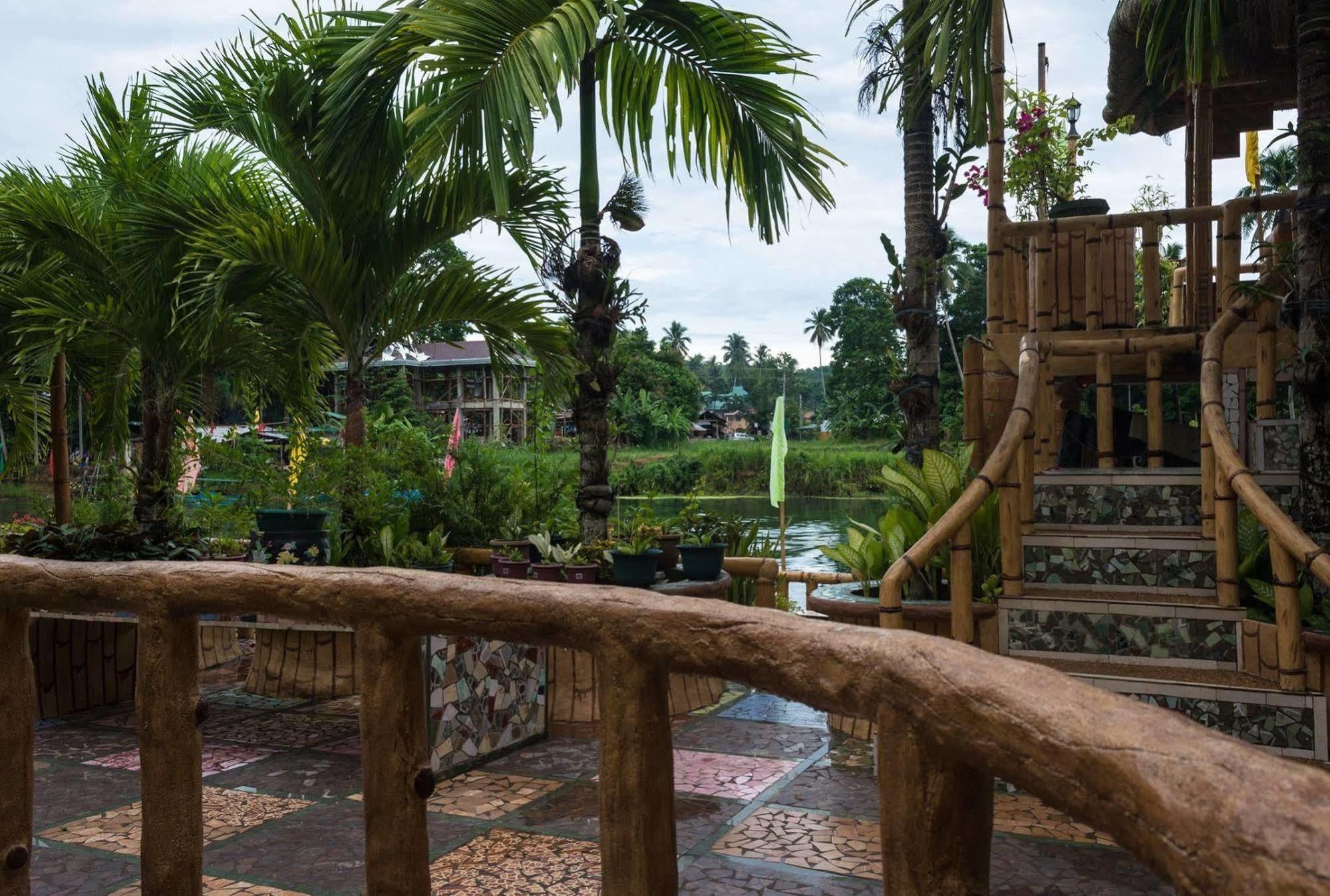 Stefanie Grace Paradise Inn Лобок Экстерьер фото