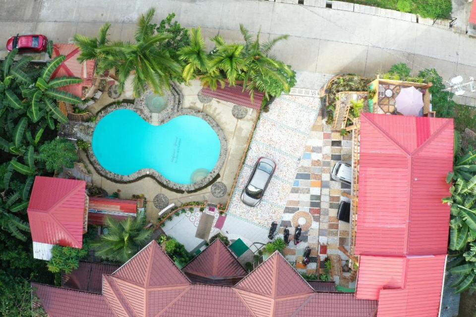 Stefanie Grace Paradise Inn Лобок Экстерьер фото
